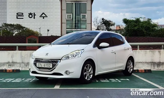 Peugeot 208, 2013, 58 600 км