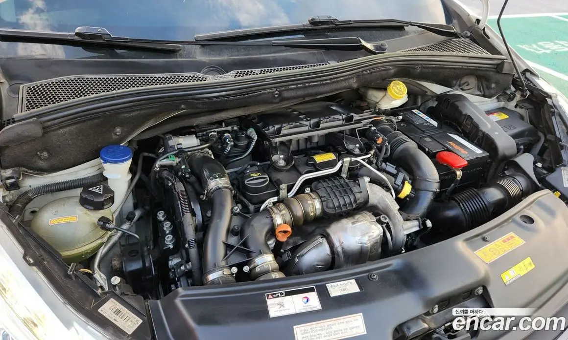 Peugeot 208 2013 1.4 автомат (гидро), фото 6 Peugeot 208 2013 1.4 автомат (гидро), фото 6