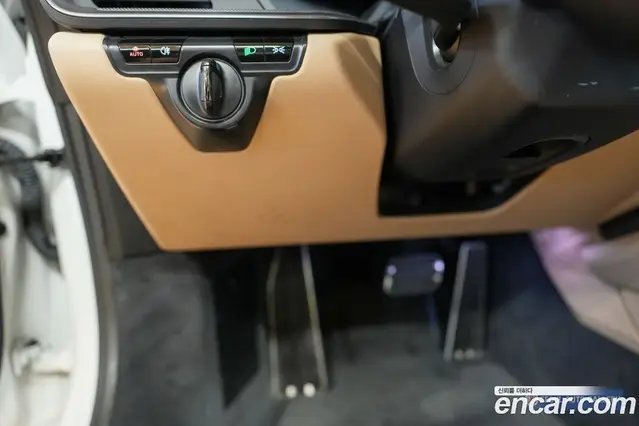 Porsche 911 2021 3.0 автомат (гидро), миниатюра 10 Porsche 911 2021 3.0 автомат (гидро), миниатюра 10