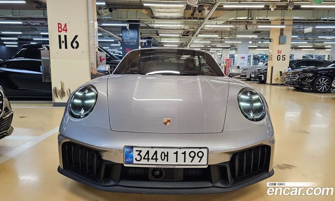 Porsche 911 2025 3.6 автомат (гидро), фото 1 Porsche 911 2025 3.6 автомат (гидро), фото 1