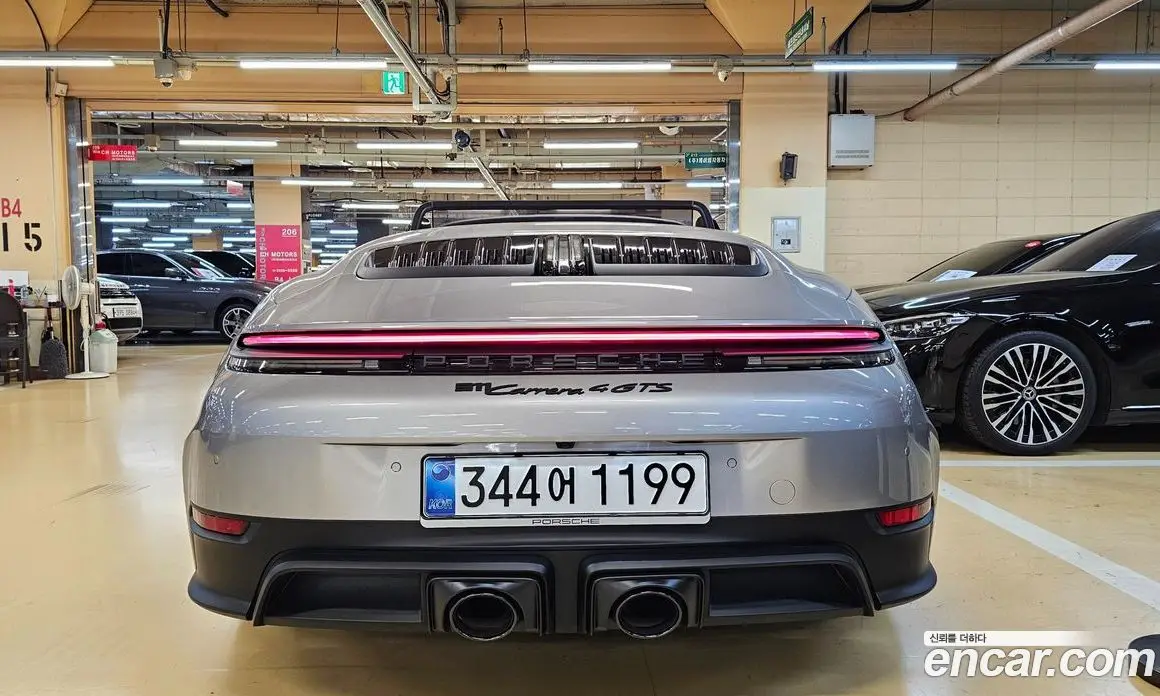 Porsche 911 2025 3.6 автомат (гидро), фото 2 Porsche 911 2025 3.6 автомат (гидро), фото 2