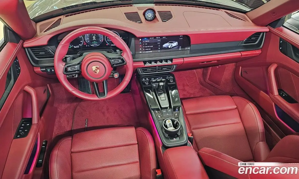 Porsche 911 2025 3.6 автомат (гидро), фото 13 Porsche 911 2025 3.6 автомат (гидро), фото 13