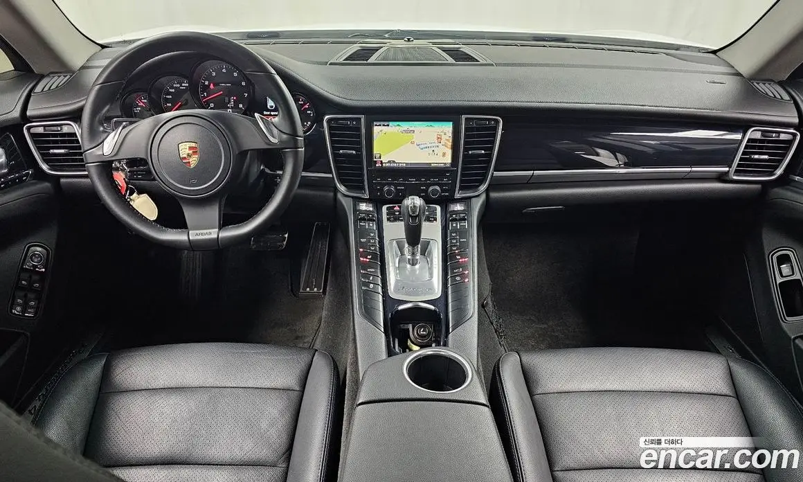 Porsche Panamera 2012 3.6 автомат (гидро), фото 7 Porsche Panamera 2012 3.6 автомат (гидро), фото 7