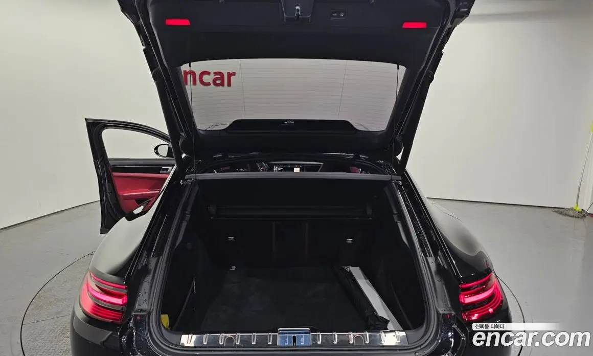 Porsche Panamera 2018 2.9 автомат (гидро), фото 20