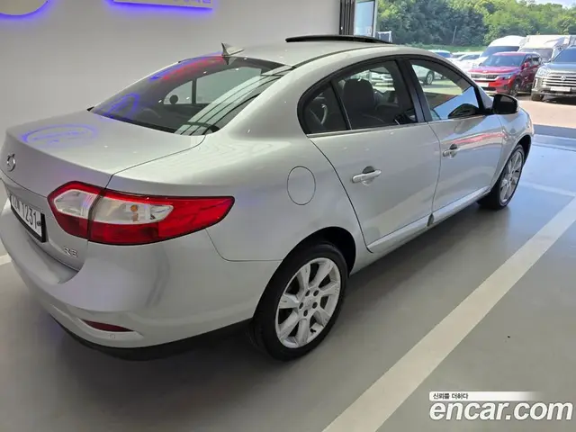 Renault (Samsung) SM3 2010 1.6 автомат (гидро), миниатюра 2 Renault (Samsung) SM3 2010 1.6 автомат (гидро), миниатюра 2