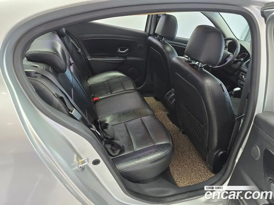 Renault (Samsung) SM3 2010 1.6 автомат (гидро), фото 16 Renault (Samsung) SM3 2010 1.6 автомат (гидро), фото 16