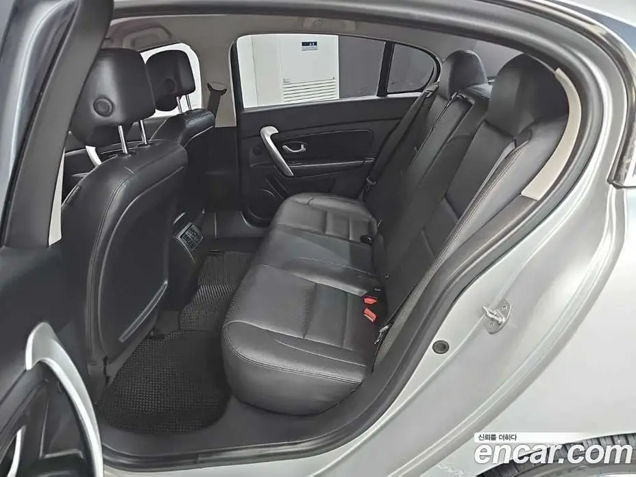 Renault (Samsung) SM5 2018 2.0 автомат (гидро), фото 12 Renault (Samsung) SM5 2018 2.0 автомат (гидро), фото 12