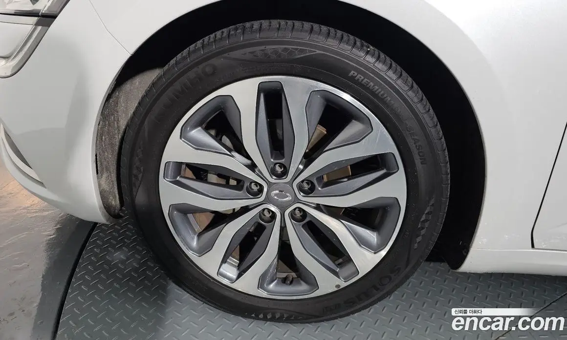 Renault (Samsung) SM6 2016 2.0 автомат (гидро), фото 5 Renault (Samsung) SM6 2016 2.0 автомат (гидро), фото 5