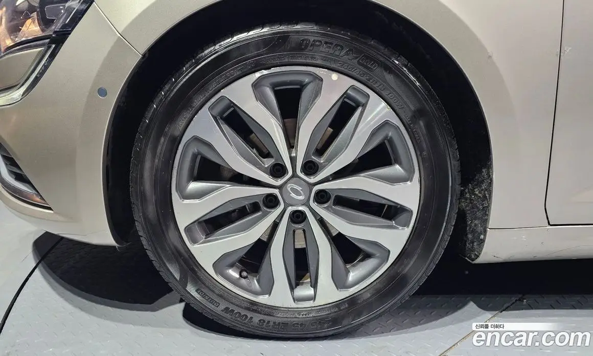 Renault (Samsung) SM6 2016 2.0 автомат (гидро), фото 5 Renault (Samsung) SM6 2016 2.0 автомат (гидро), фото 5