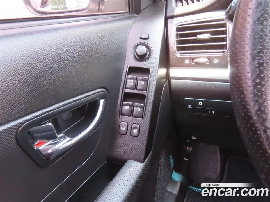 SsangYong Korando 2013 2.0 автомат (гидро), фото 14