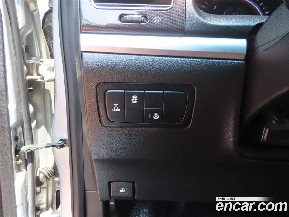 SsangYong Korando 2013 2.0 автомат (гидро), фото 15