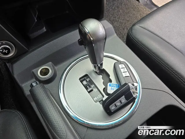 SsangYong Korando 2016 2.0 автомат (гидро), миниатюра 11
