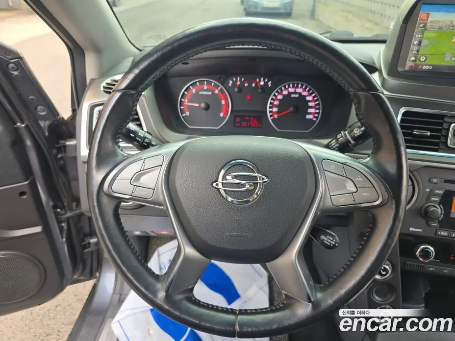 SsangYong Korando 2016 2.0 автомат (гидро), фото 9