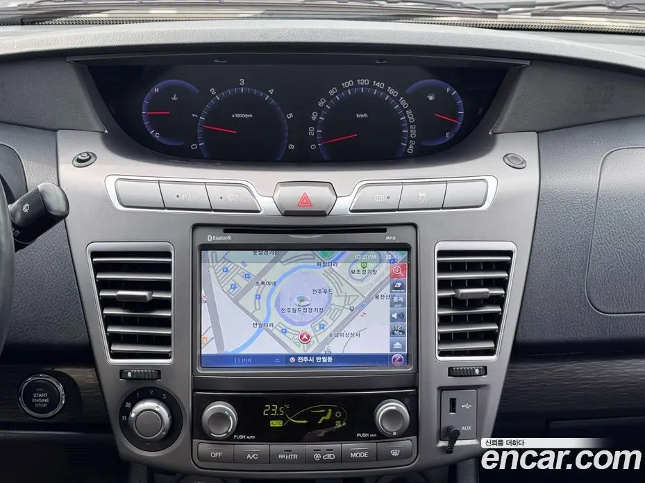 SsangYong Korando 2017 2.2 автомат (гидро), фото 10