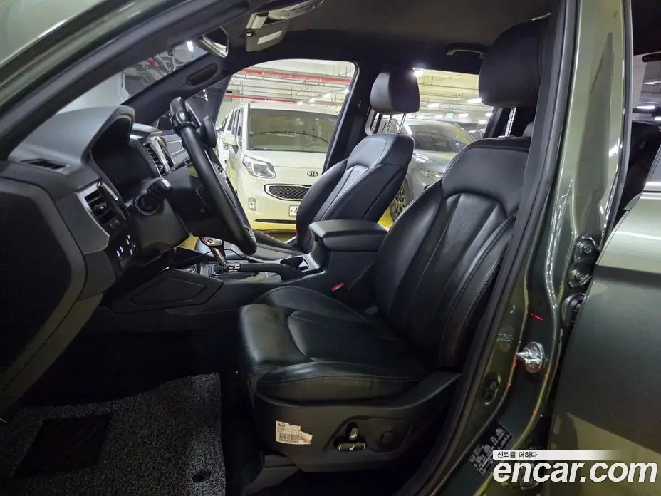 SsangYong Rexton 2022 2.2 автомат (гидро), фото 10 SsangYong Rexton 2022 2.2 автомат (гидро), фото 10