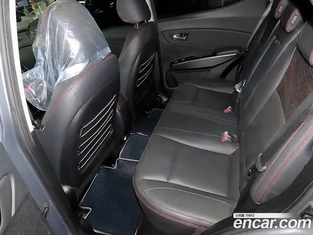 SsangYong TIBOLI 2016 1.6 автомат (гидро), миниатюра 7