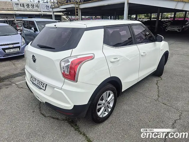 SsangYong TIBOLI 2016 1.6 автомат (гидро), миниатюра 2