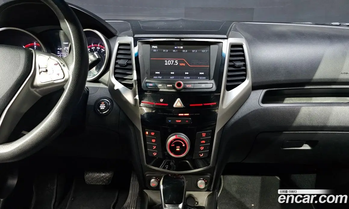 SsangYong TIBOLI 2019 1.6 автомат (гидро), фото 14