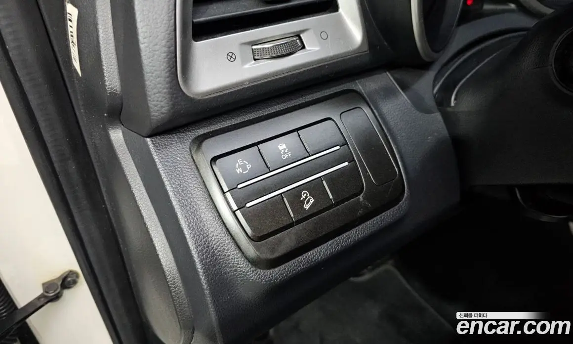 SsangYong TIBOLI 2019 1.6 автомат (гидро), фото 17