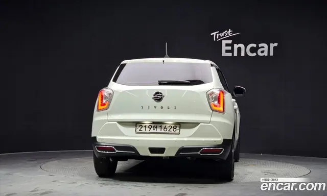 SsangYong TIBOLI 2019 1.6 автомат (гидро), миниатюра 4