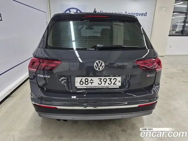 Volkswagen Tiguan 2018 2.0 автомат (гидро), миниатюра 4 Volkswagen Tiguan 2018 2.0 автомат (гидро), миниатюра 4