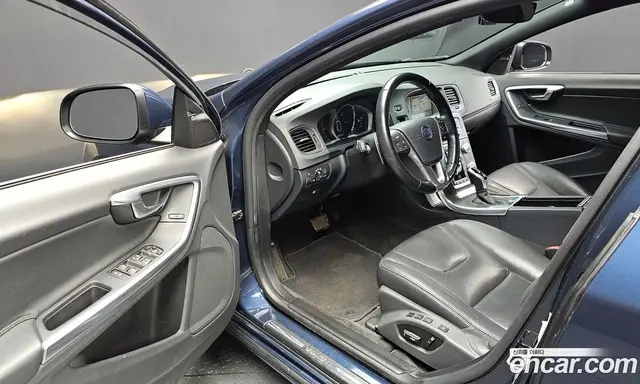 Volvo S60 2015 2.0 автомат (гидро), миниатюра 11 Volvo S60 2015 2.0 автомат (гидро), миниатюра 11