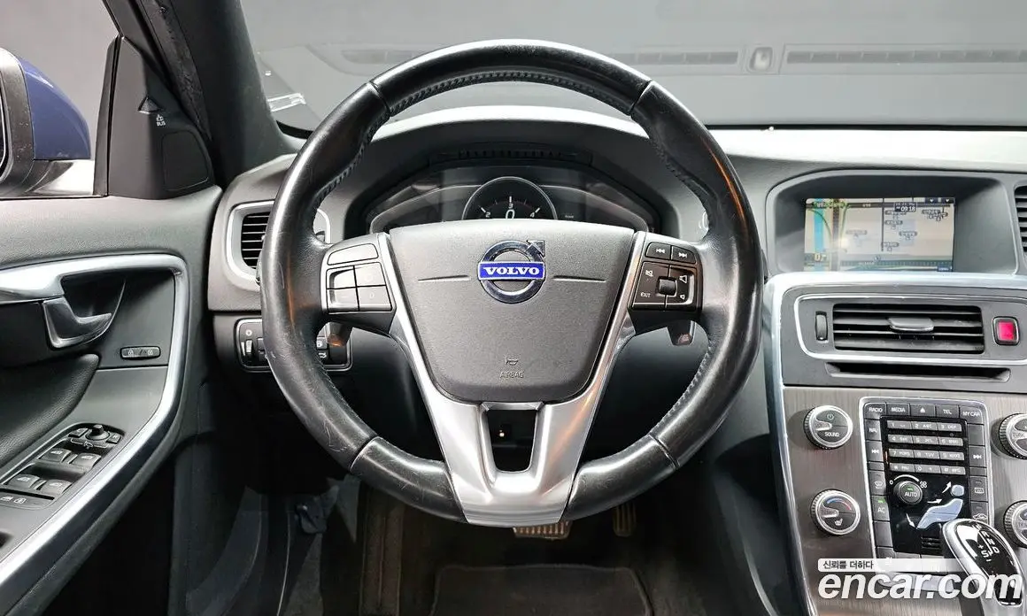 Volvo S60 2015 2.0 автомат (гидро), фото 13 Volvo S60 2015 2.0 автомат (гидро), фото 13