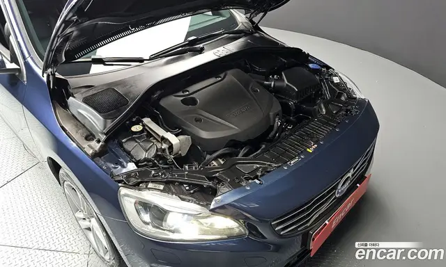 Volvo S60 2015 2.0 автомат (гидро), миниатюра 6 Volvo S60 2015 2.0 автомат (гидро), миниатюра 6