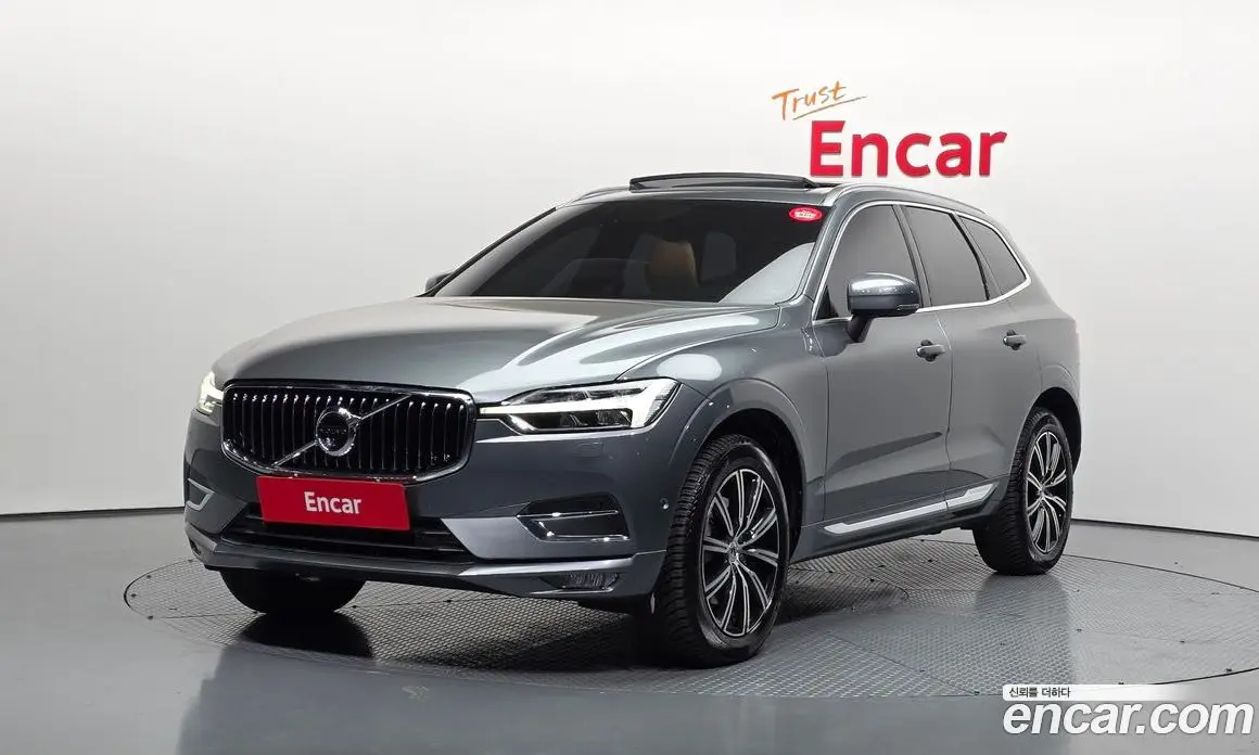 Volvo XC60 2020 2.0 автомат (гидро), фото 1 Volvo XC60 2020 2.0 автомат (гидро), фото 1