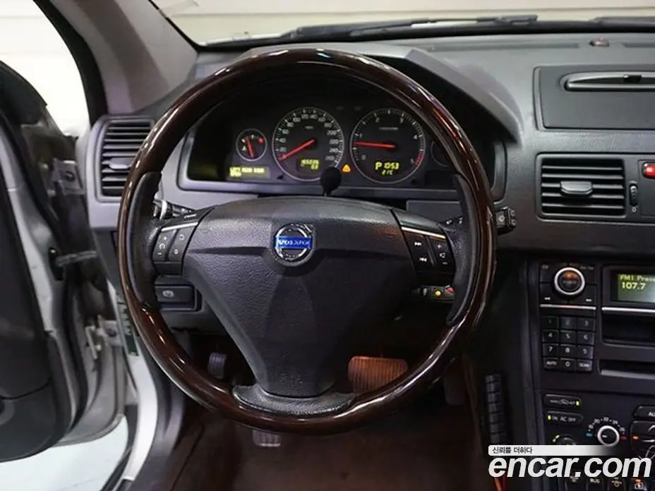 Volvo XC90 2010 2.4 автомат (гидро), фото 12 Volvo XC90 2010 2.4 автомат (гидро), фото 12