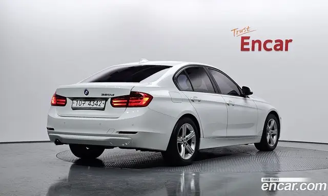 BMW 3 серия 2013 2.0 автомат (гидро), миниатюра 2 BMW 3 серия 2013 2.0 автомат (гидро), миниатюра 2