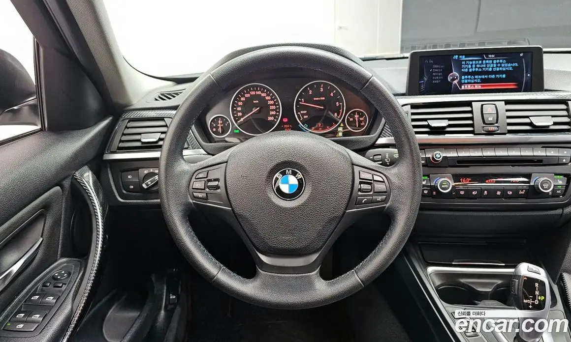 BMW 3 серия 2013 2.0 автомат (гидро), фото 13 BMW 3 серия 2013 2.0 автомат (гидро), фото 13
