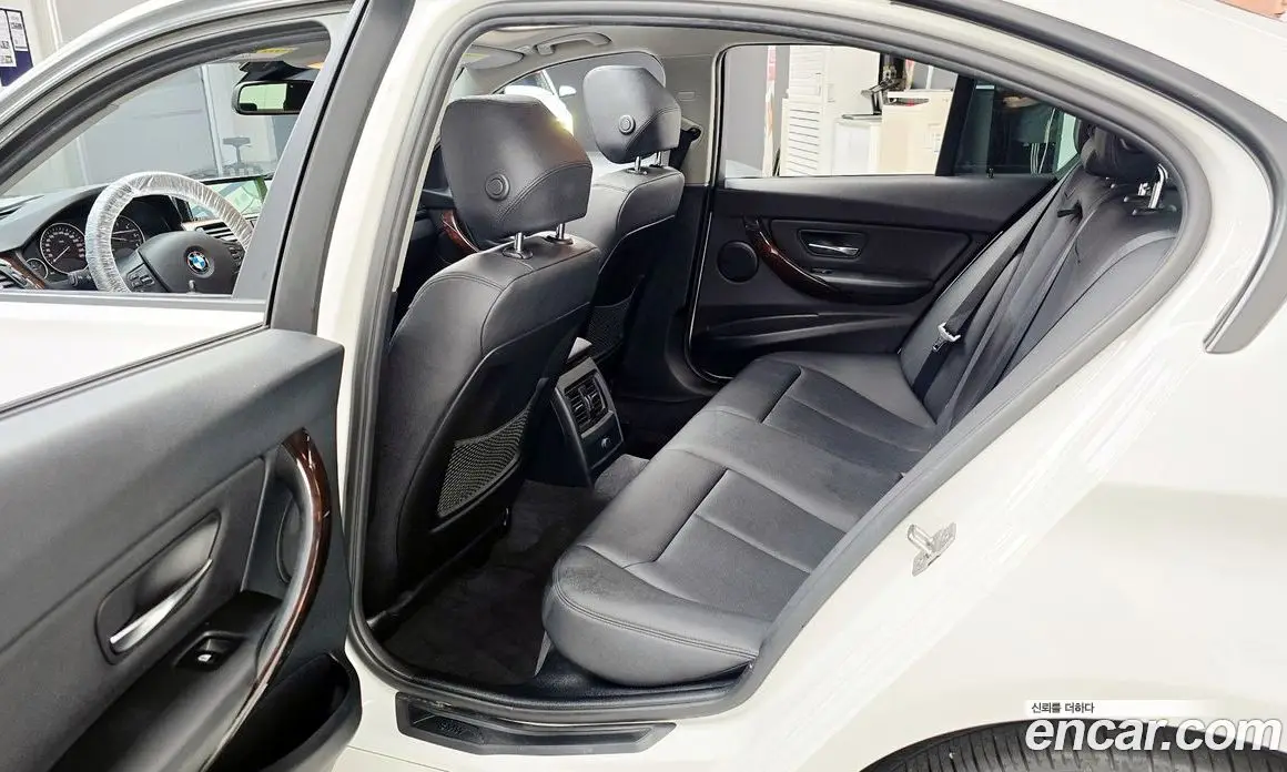 BMW 3 серия 2015 2.0 автомат (гидро), фото 11