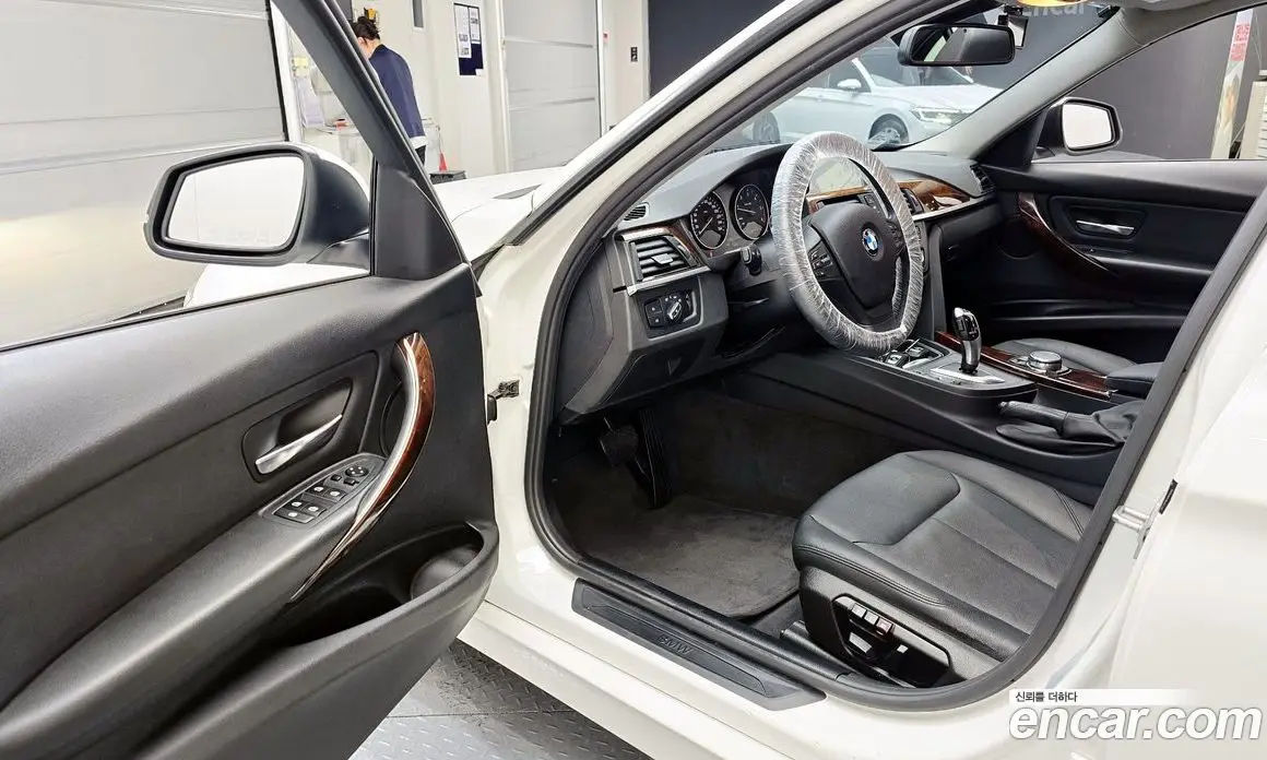 BMW 3 серия 2015 2.0 автомат (гидро), фото 10