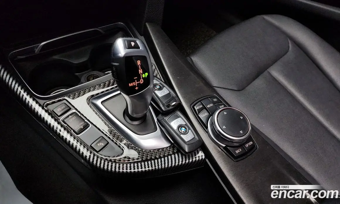 BMW 3 серия 2016 2.0 автомат (гидро), фото 9