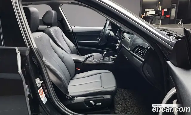 BMW 3 серия 2016 2.0 автомат (гидро), миниатюра 10