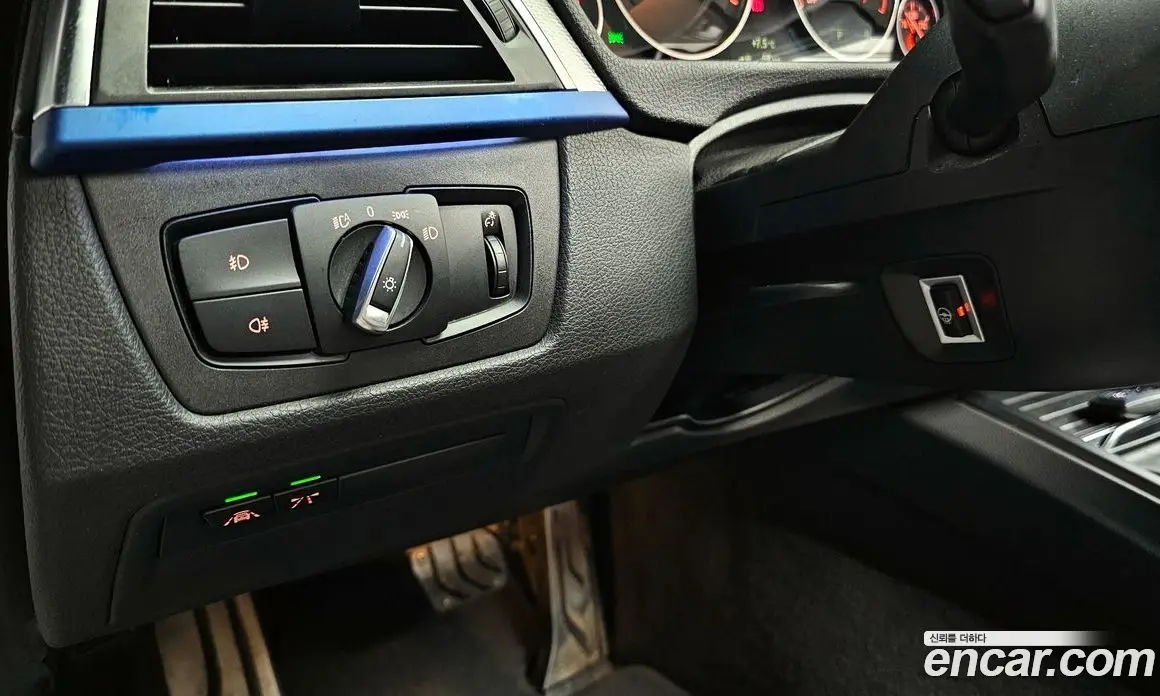 BMW 3 серия 2018 2.0 автомат (гидро), фото 14