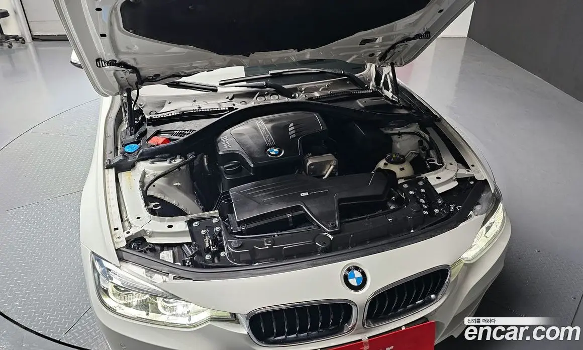 BMW 3 серия 2018 2.0 автомат (гидро), фото 6