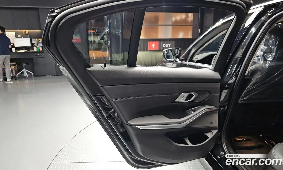 BMW 3 серия 2020 2.0 автомат (гидро), фото 15