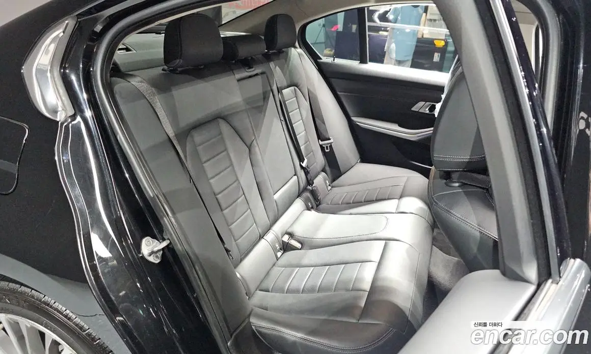 BMW 3 серия 2020 2.0 автомат (гидро), фото 17