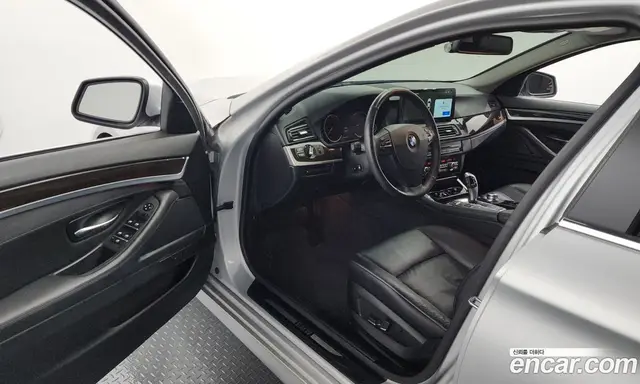 BMW 5 серия 2013 2.0 автомат (гидро), миниатюра 10 BMW 5 серия 2013 2.0 автомат (гидро), миниатюра 10