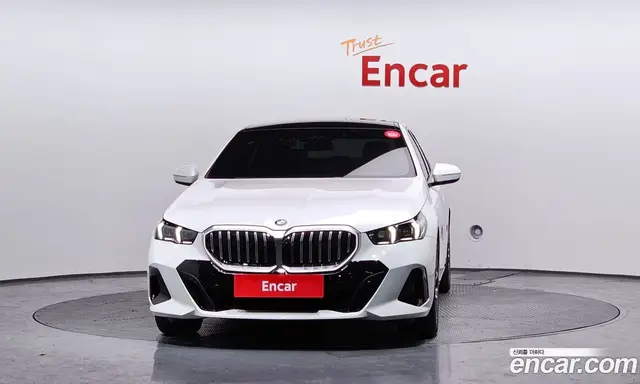 BMW 5 серия 2025 2.0 автомат (гидро), миниатюра 3