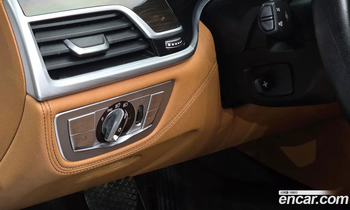 BMW 7 серия 2019 3.0 автомат (гидро), фото 16