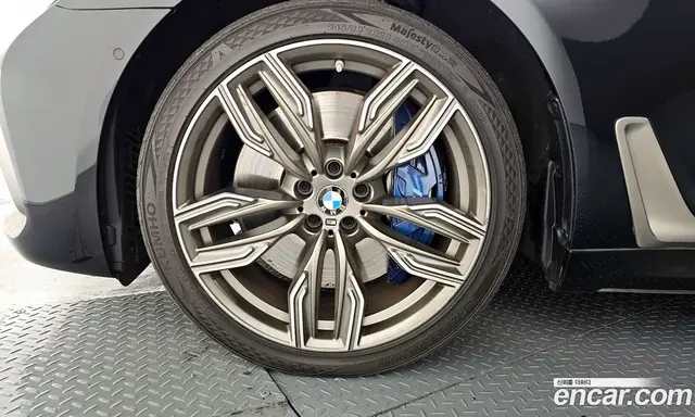 BMW 7 серия 2019 6.6 автомат (гидро), миниатюра 5