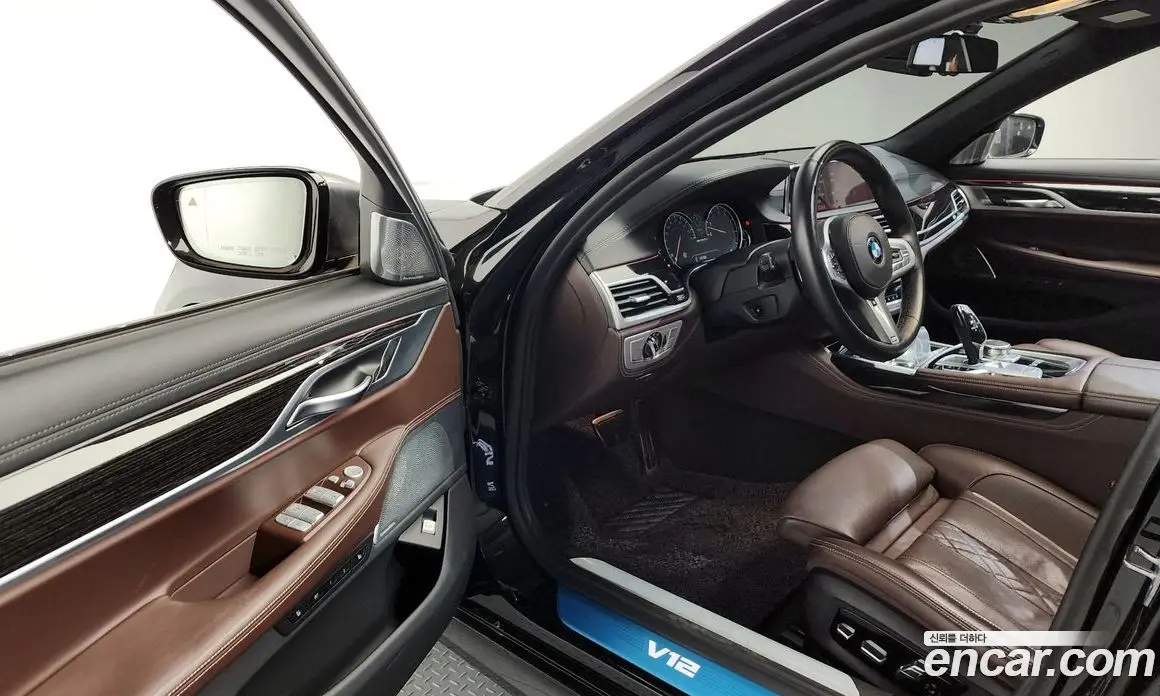 BMW 7 серия 2019 6.6 автомат (гидро), фото 10