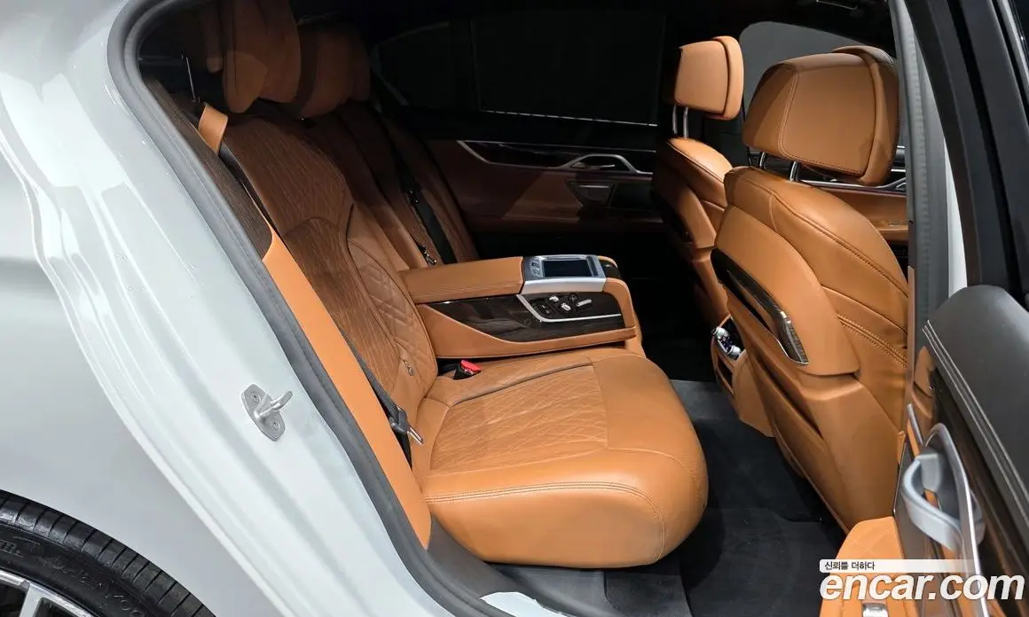 BMW 7 серия 2020 3.0 автомат (гидро), фото 12 BMW 7 серия 2020 3.0 автомат (гидро), фото 12