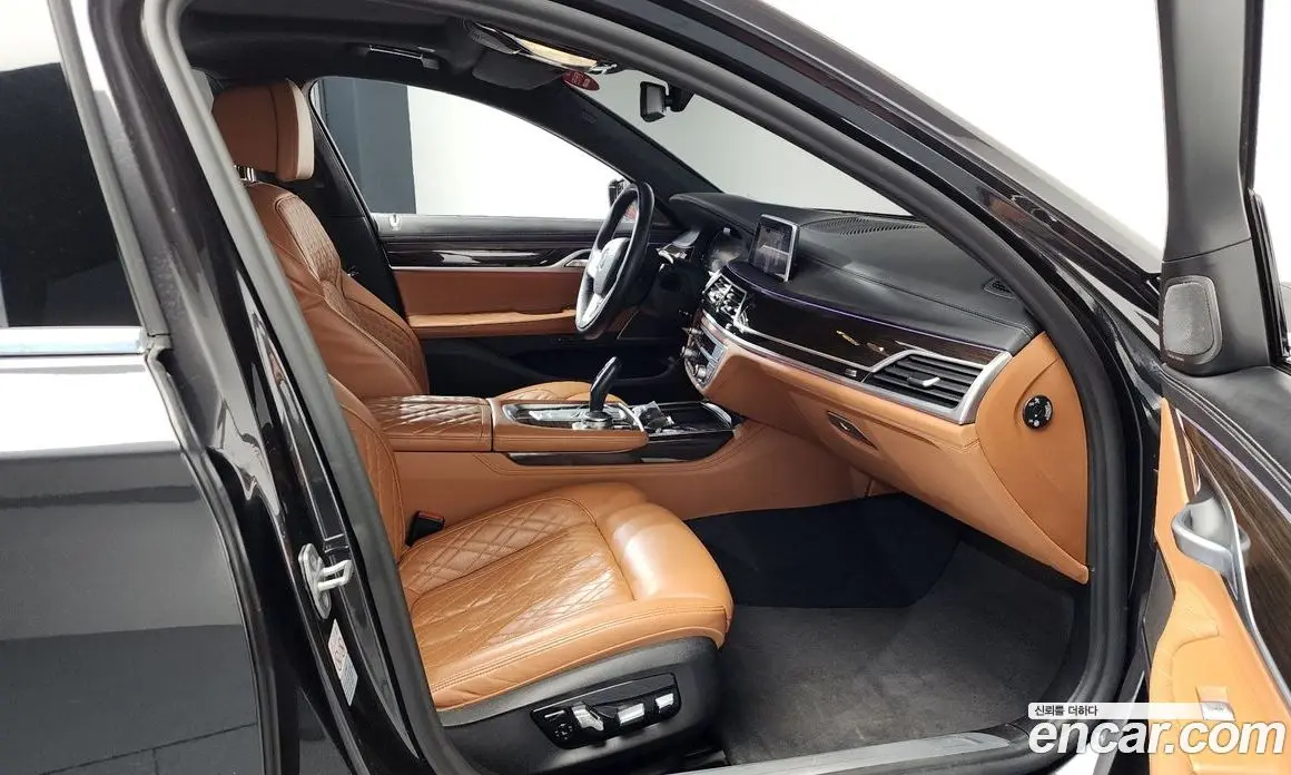 BMW 7 серия 2021 3.0 автомат (гидро), фото 11