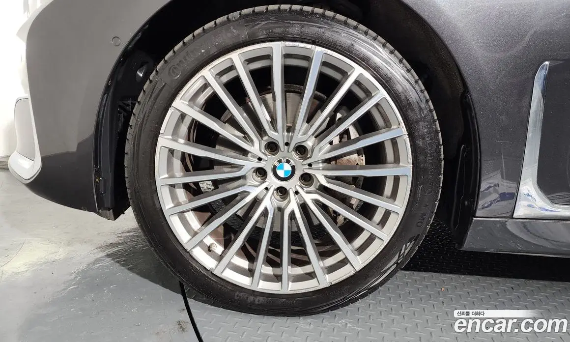 BMW 7 серия 2021 3.0 автомат (гидро), фото 5