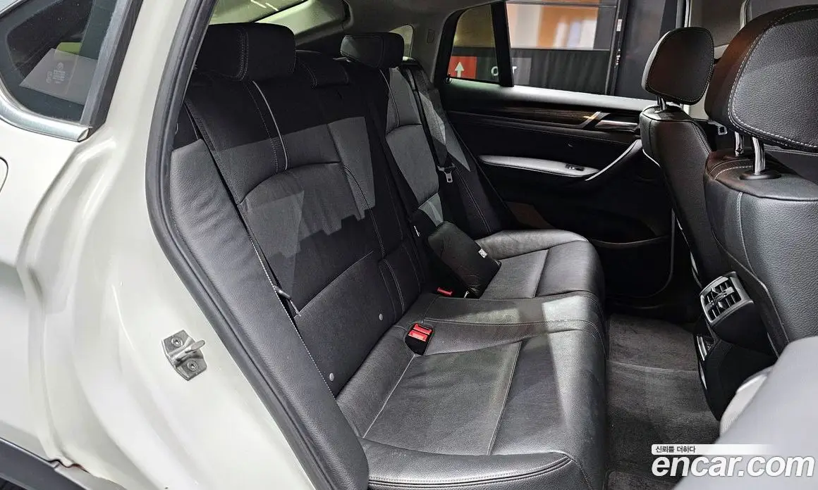 BMW X4 2017 2.0 автомат (гидро), фото 12