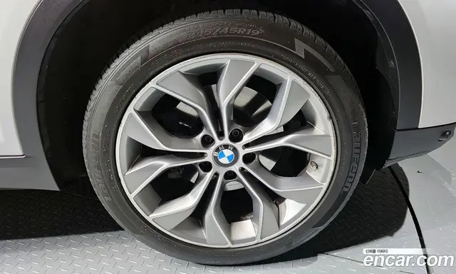BMW X4 2017 2.0 автомат (гидро), миниатюра 5